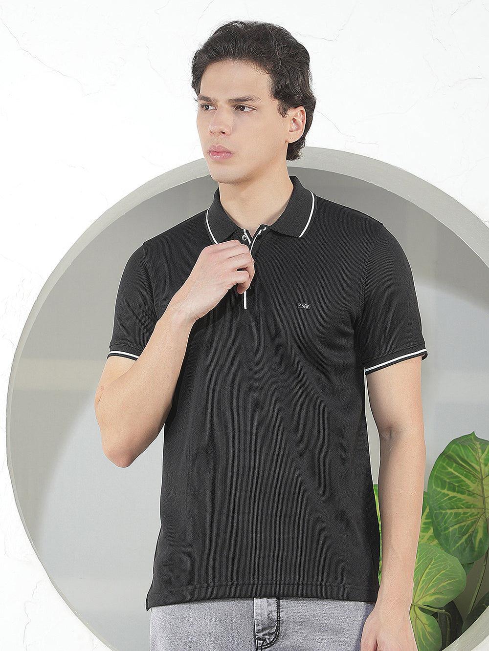 black textured polo t-shirt