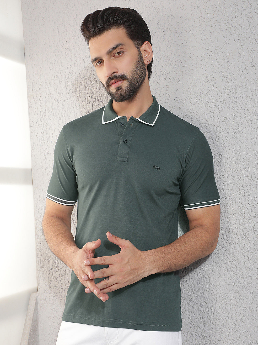cobb peacock solid polo neck t-shirt