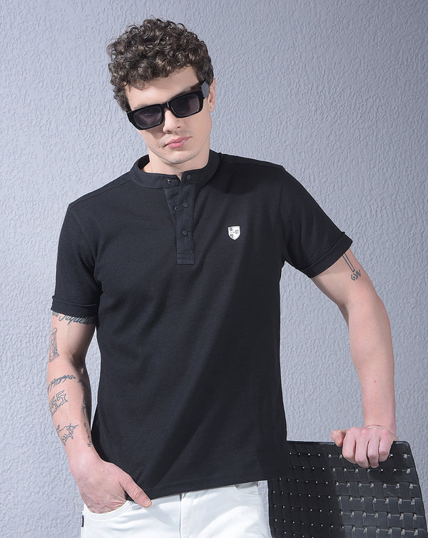 cobb black striped round neck t-shirt