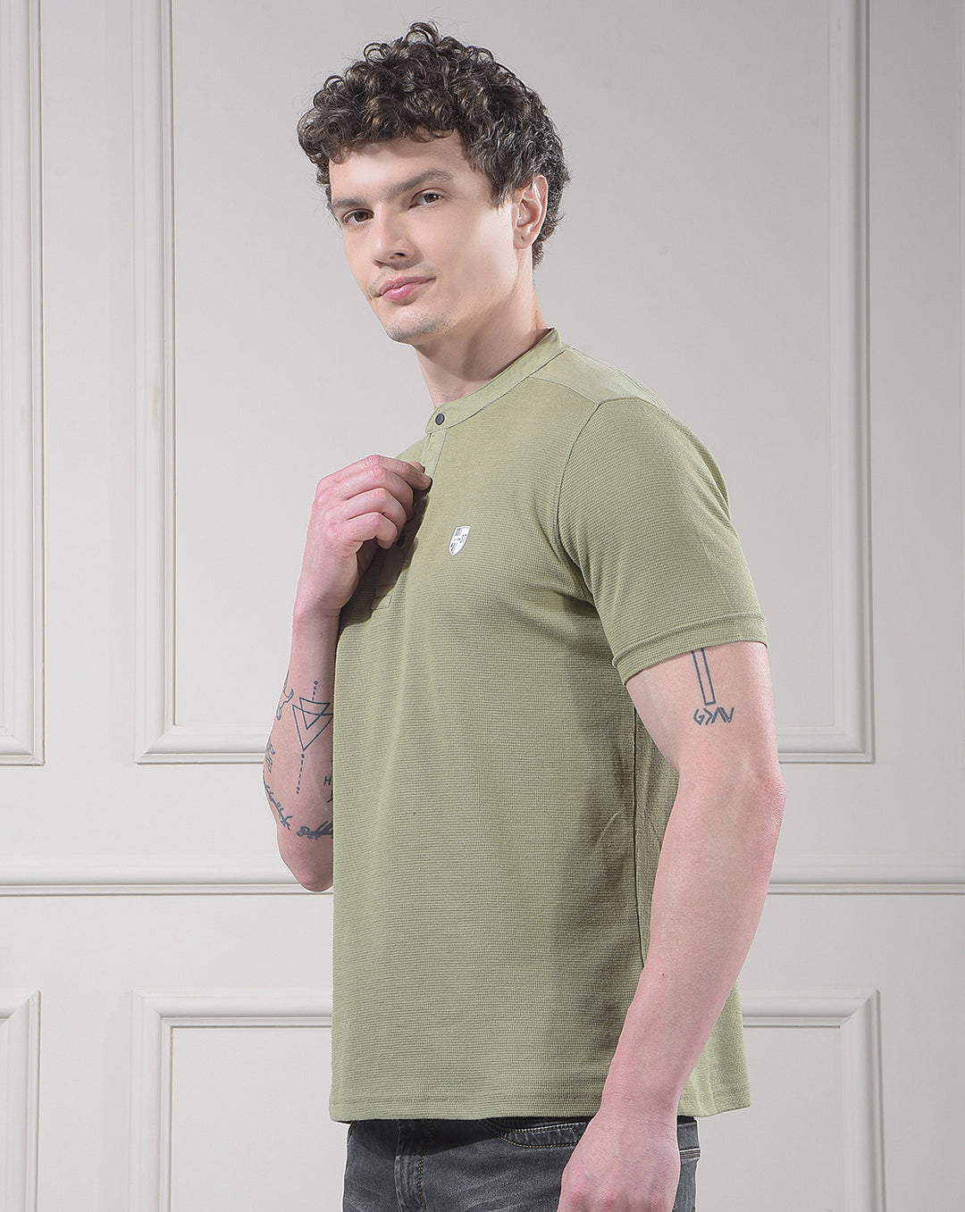 cobb pista green striped round neck t-shirt