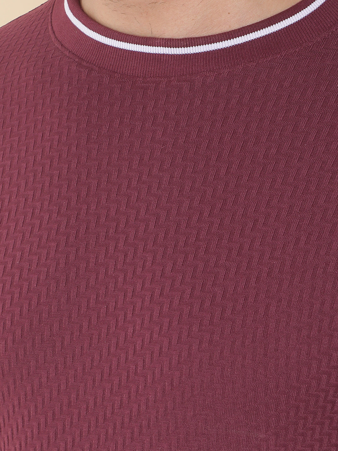 COBB BURGUNDY SOLID ROUND NECK T-SHIRT