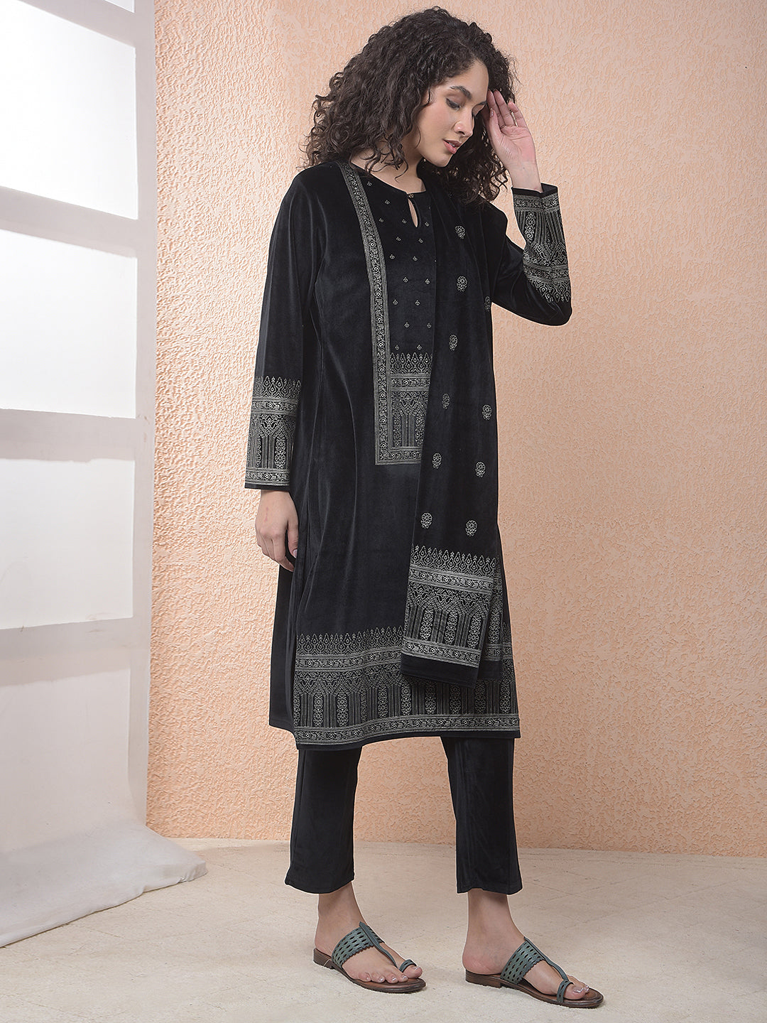 miss forever black printed winter kurti plazo with stole