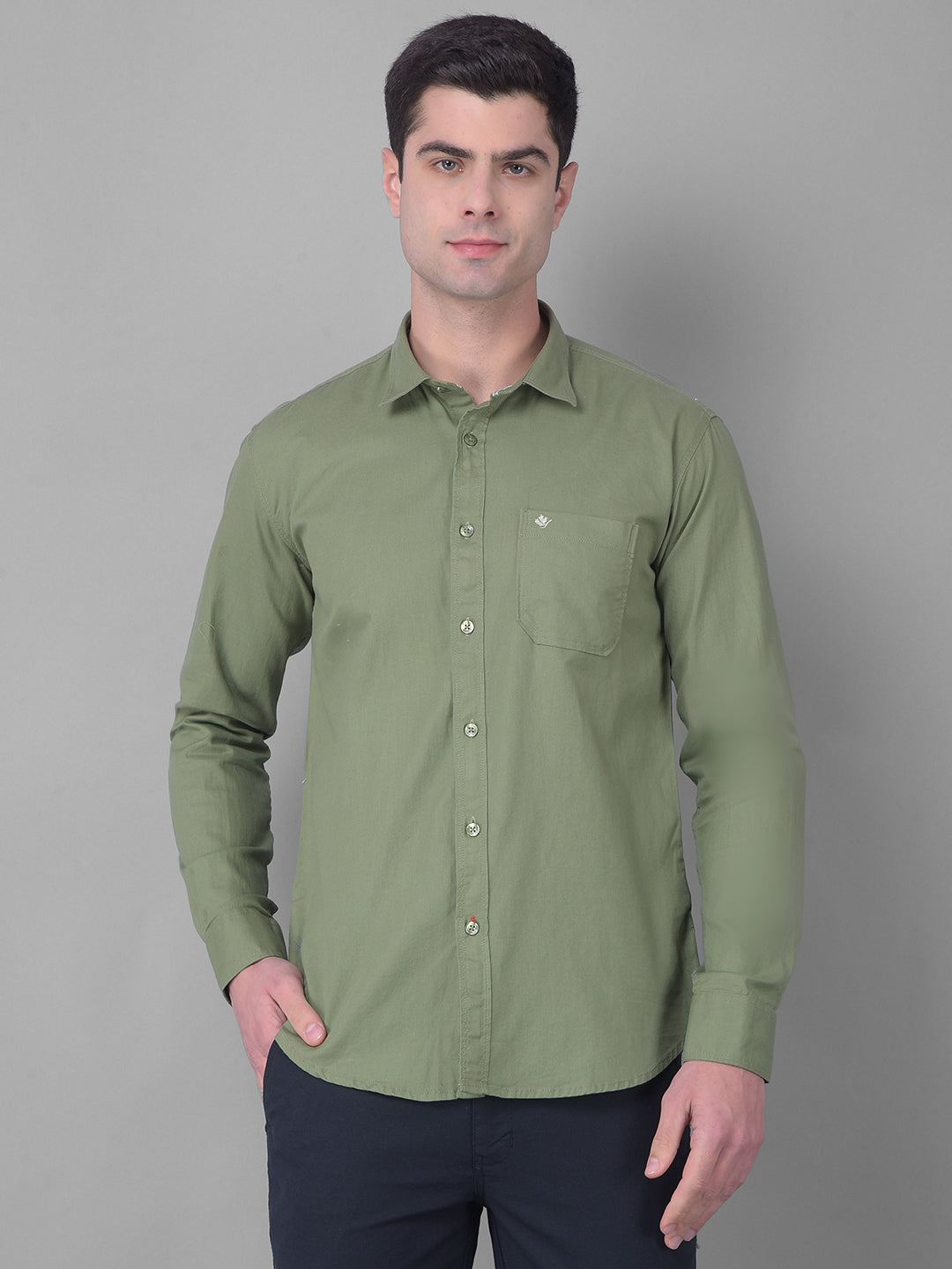 cobb solid fern green slim fit casual shirt