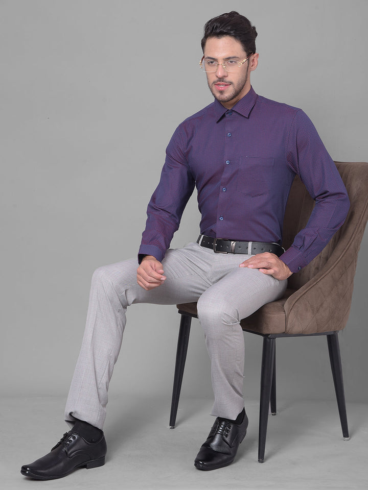 Cobb Purple Solid Slim Fit Formal Shirt