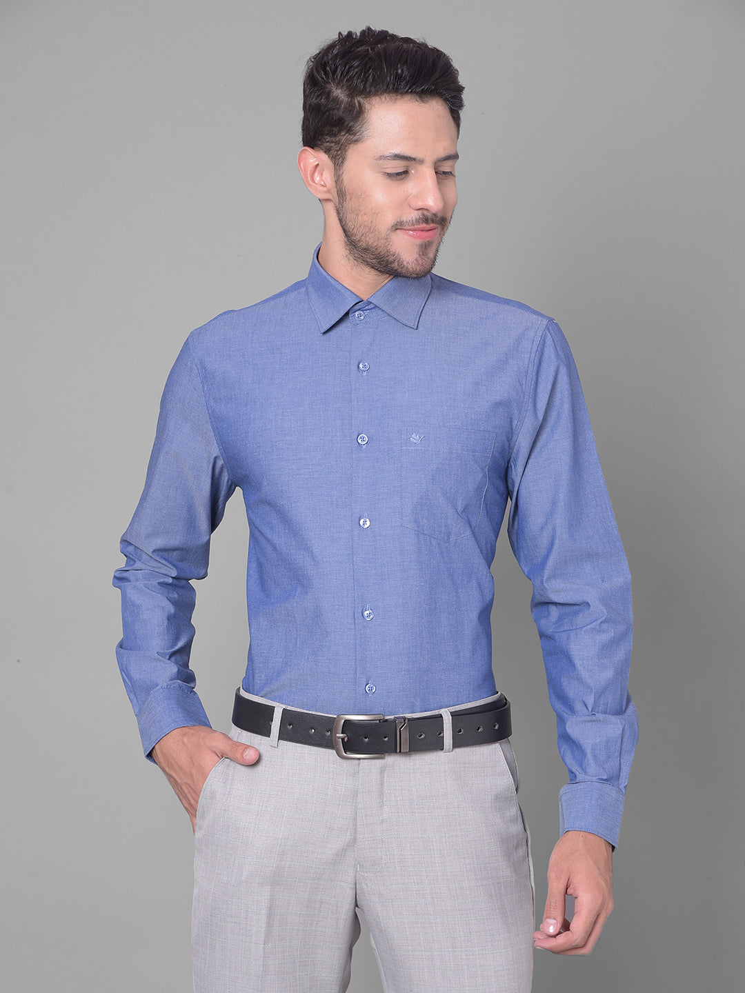 Cobb Blue Solid Slim Fit Formal Shirt Blue