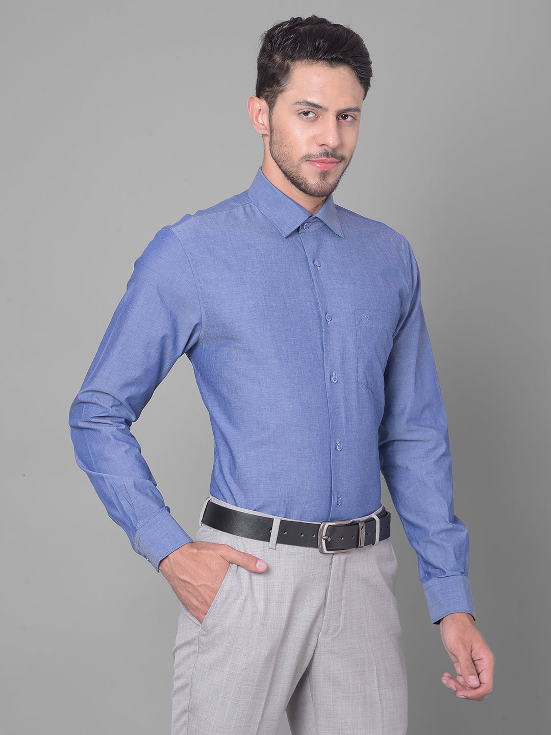 Cobb Blue Solid Slim Fit Formal Shirt