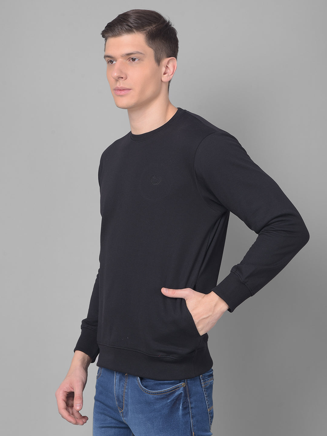 COBB SOLID BLACK ROUND NECK SWEATSHIRT