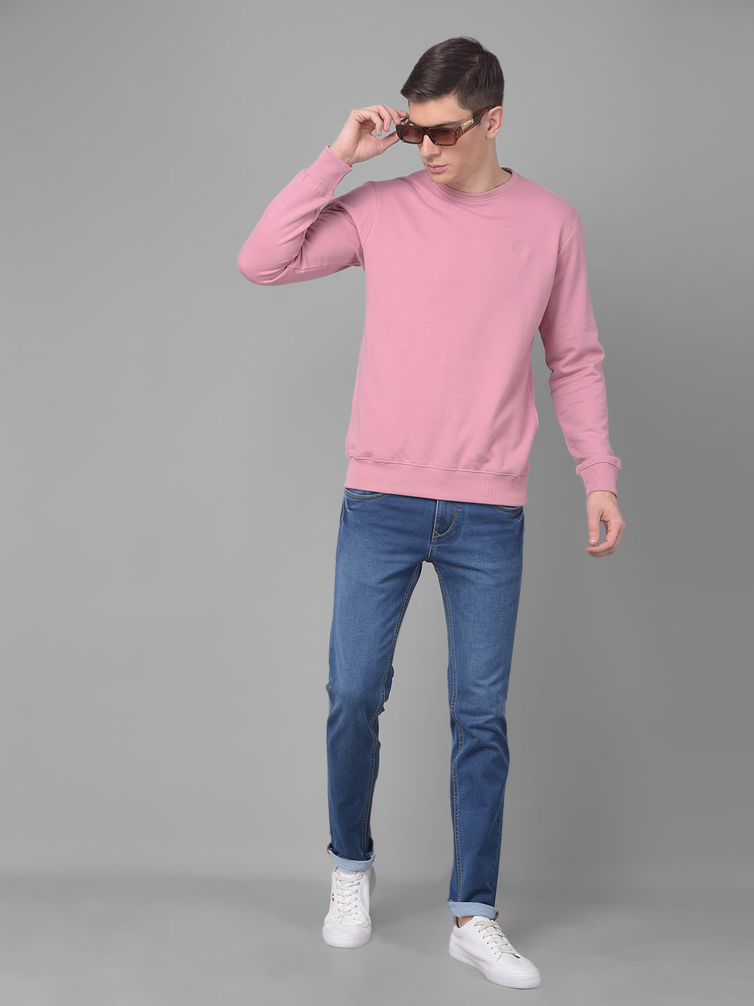 Light pink sweat discount shirt