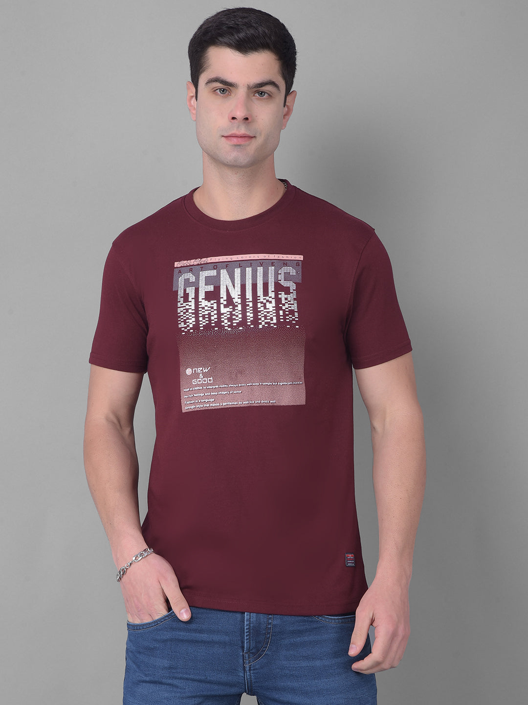 cobb genius wine printed round neck t-shirt