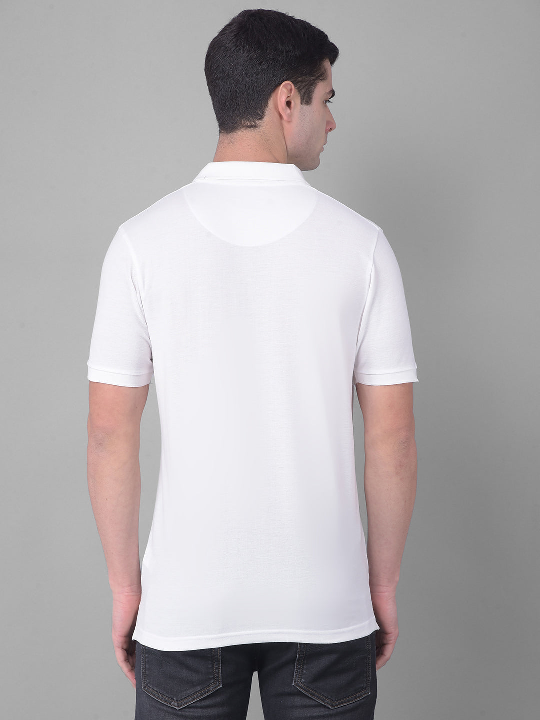 cobb solid white polo neck t-shirt